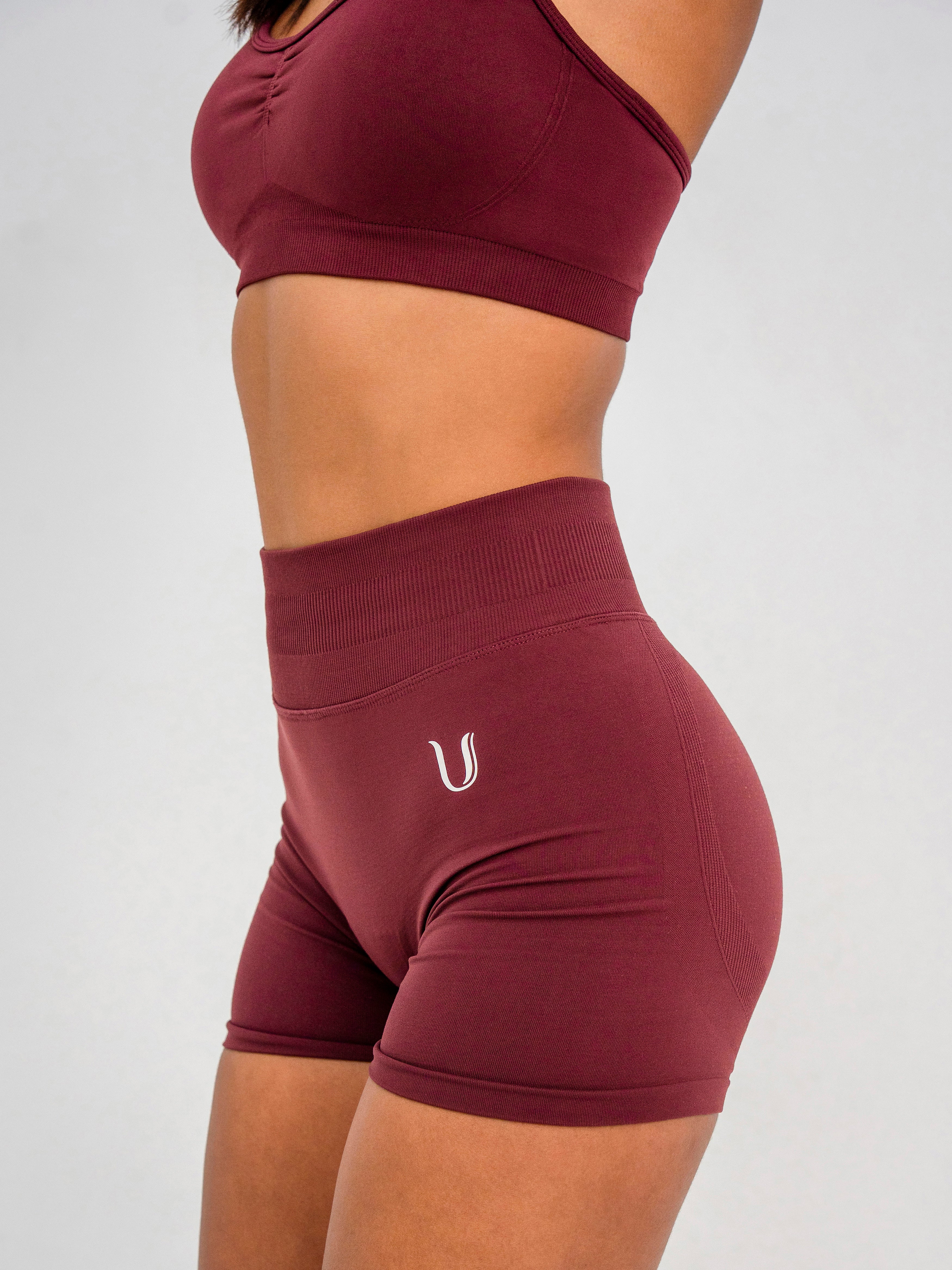 Luna | Premium Seamless Scrunch Short - Wijnrood