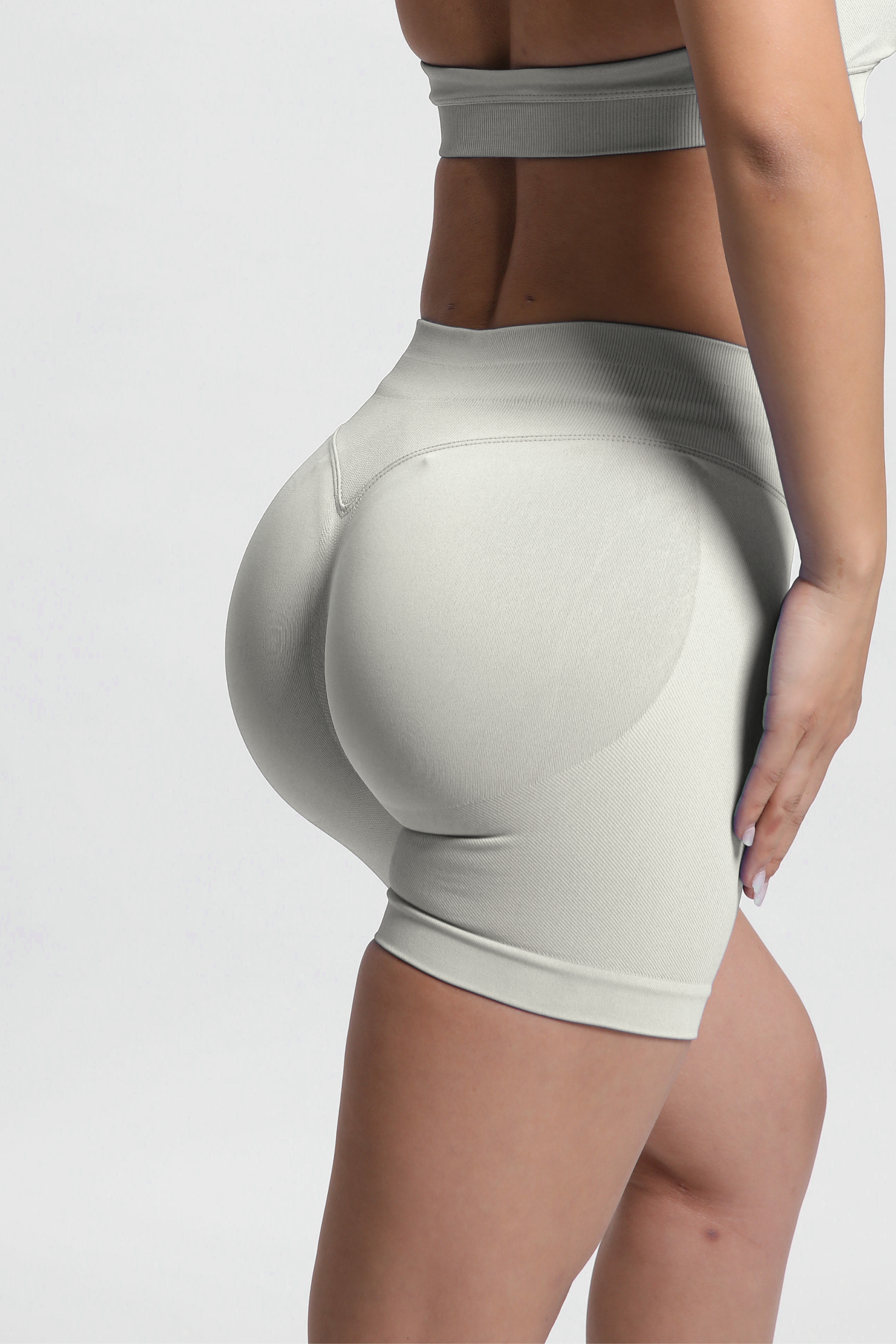 Beau | Premium High Performance Scunch Short - Ivoor