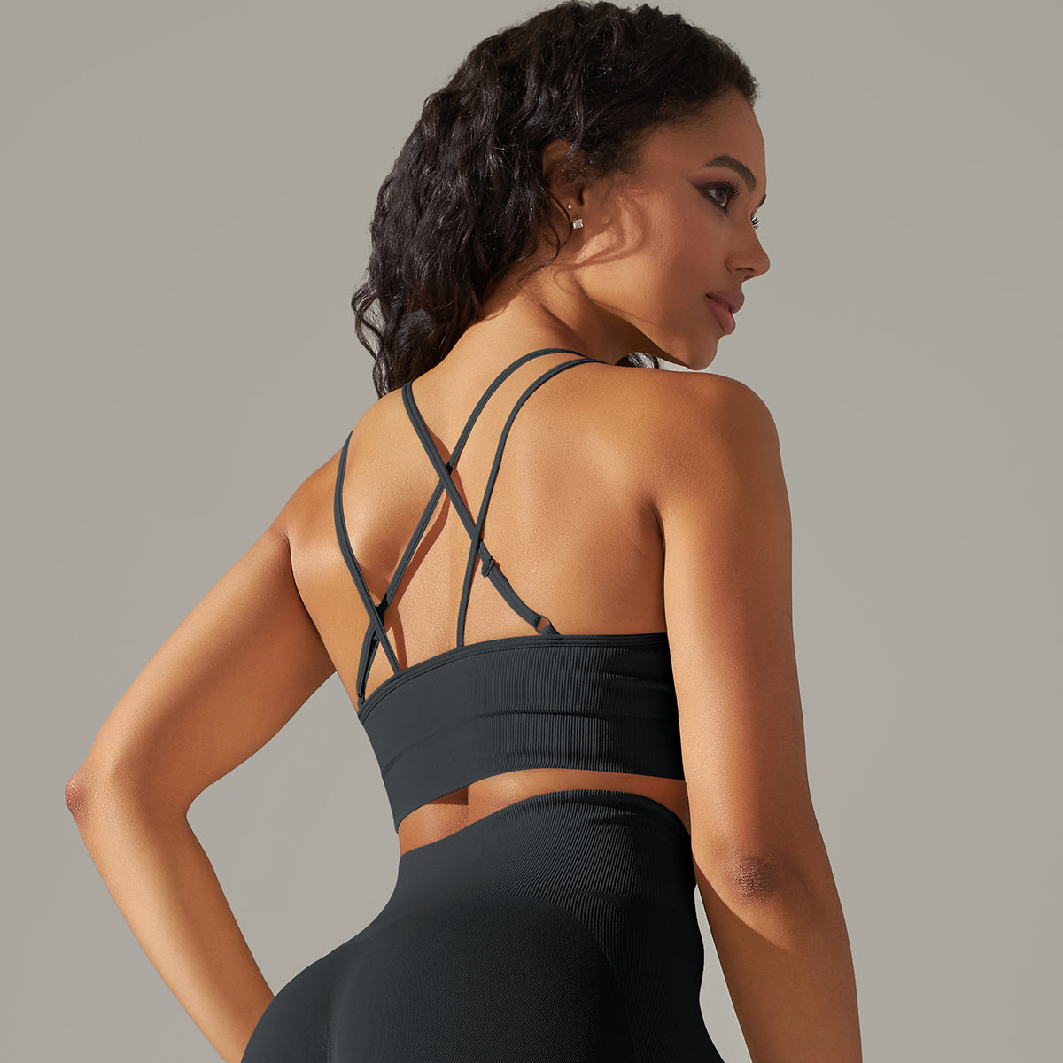 Liv | Soutien-gorge FlexCross - Noir