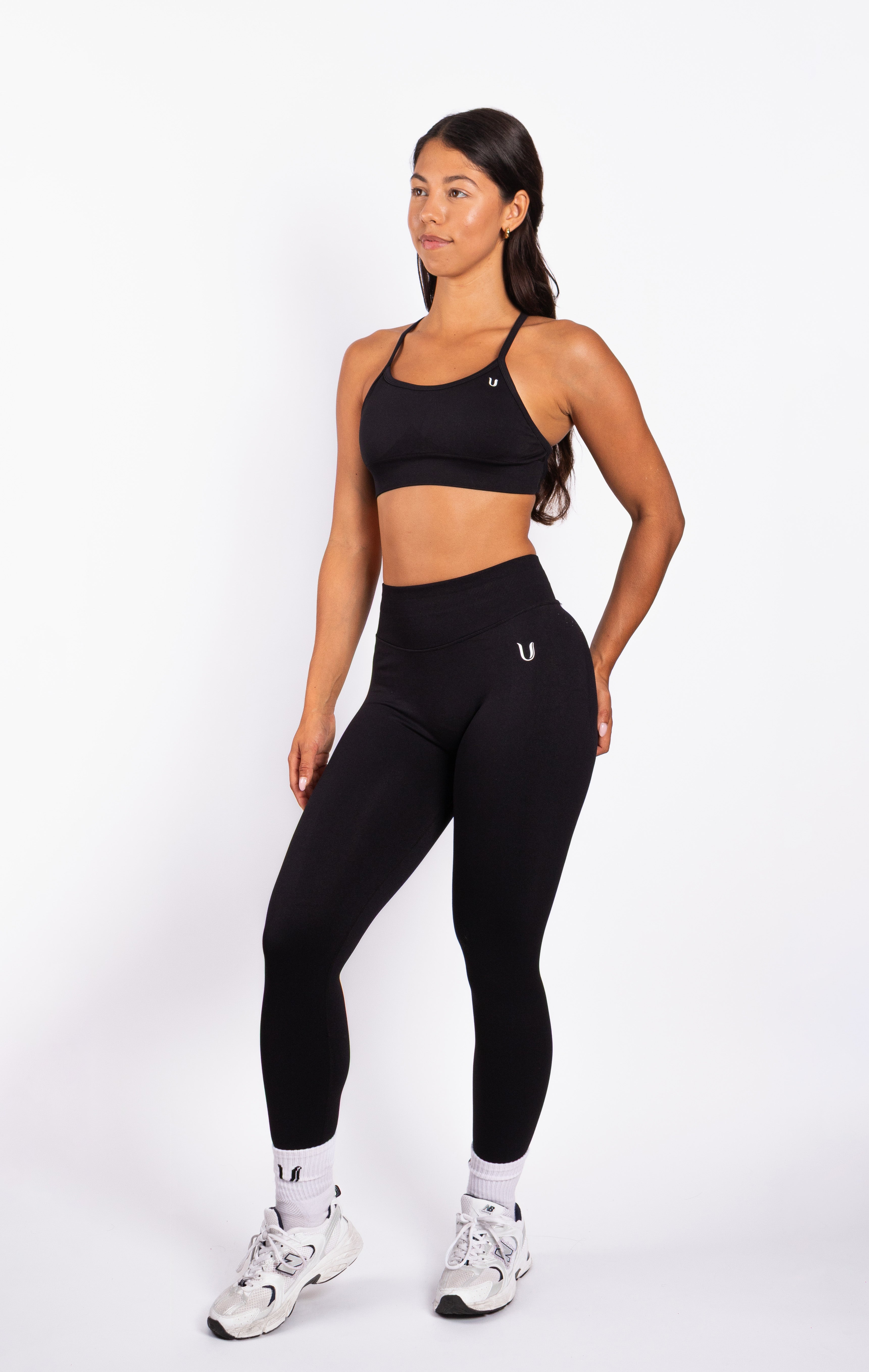Beau Cross BH Zwart - Dames fitness kleding zijkant