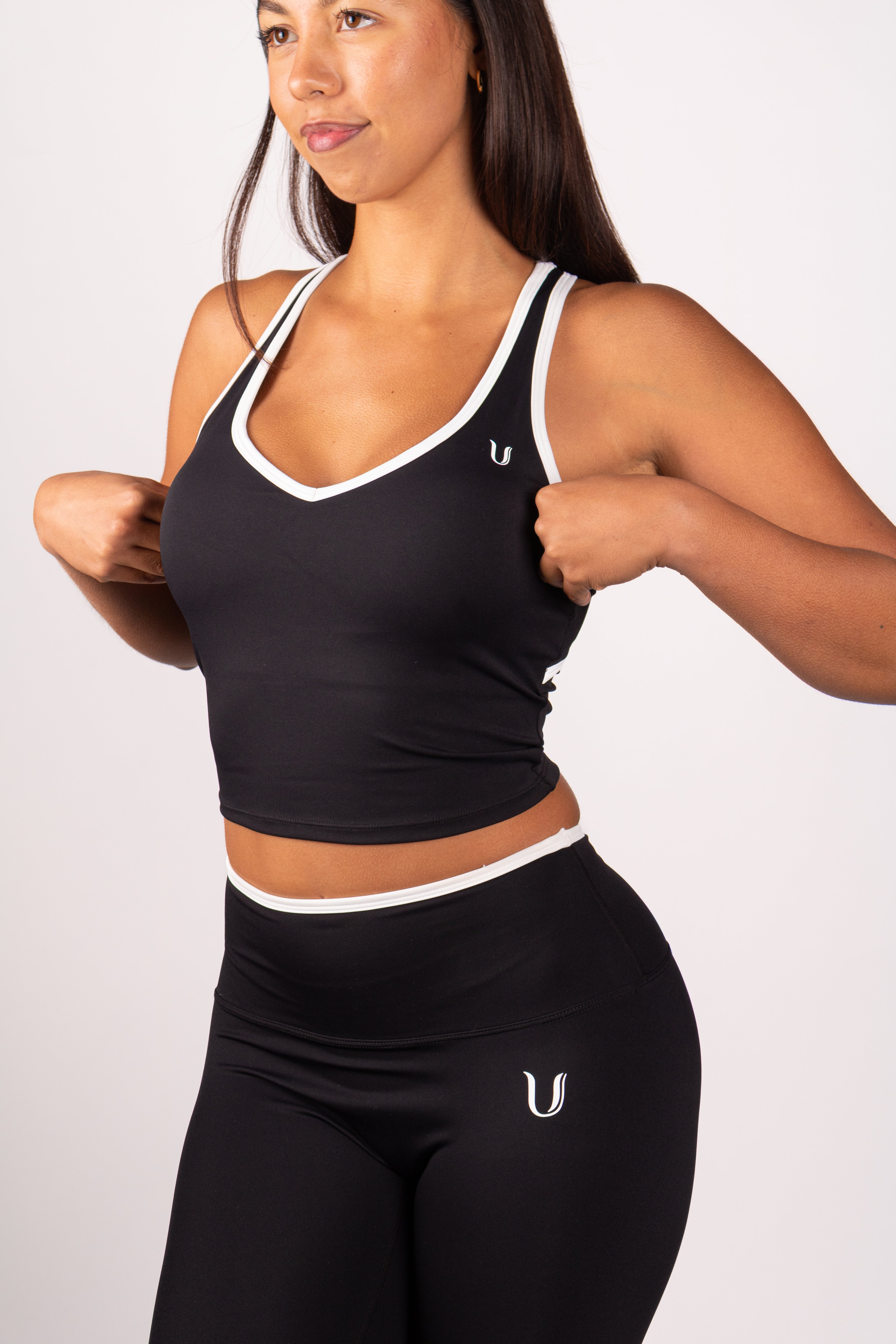 Ivy | Performance Top – Zwart